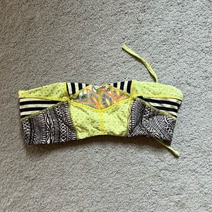 Maaji size xl strapless bikini top